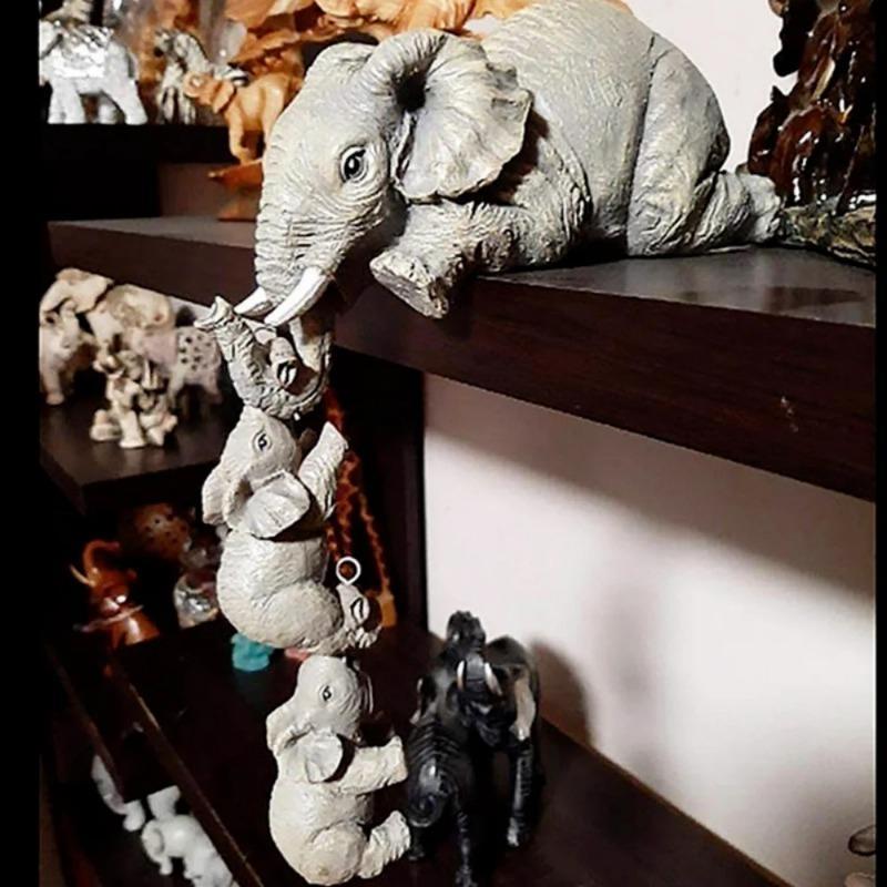 🔥Cute Elephant Hug Baby Resin Figurine Set