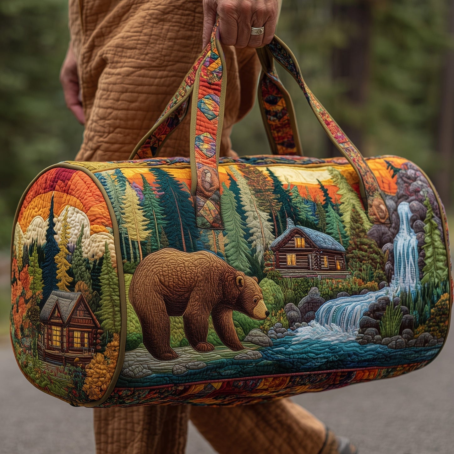 Cabin And Bear Quilted Duffle Bag GFTOMA3644