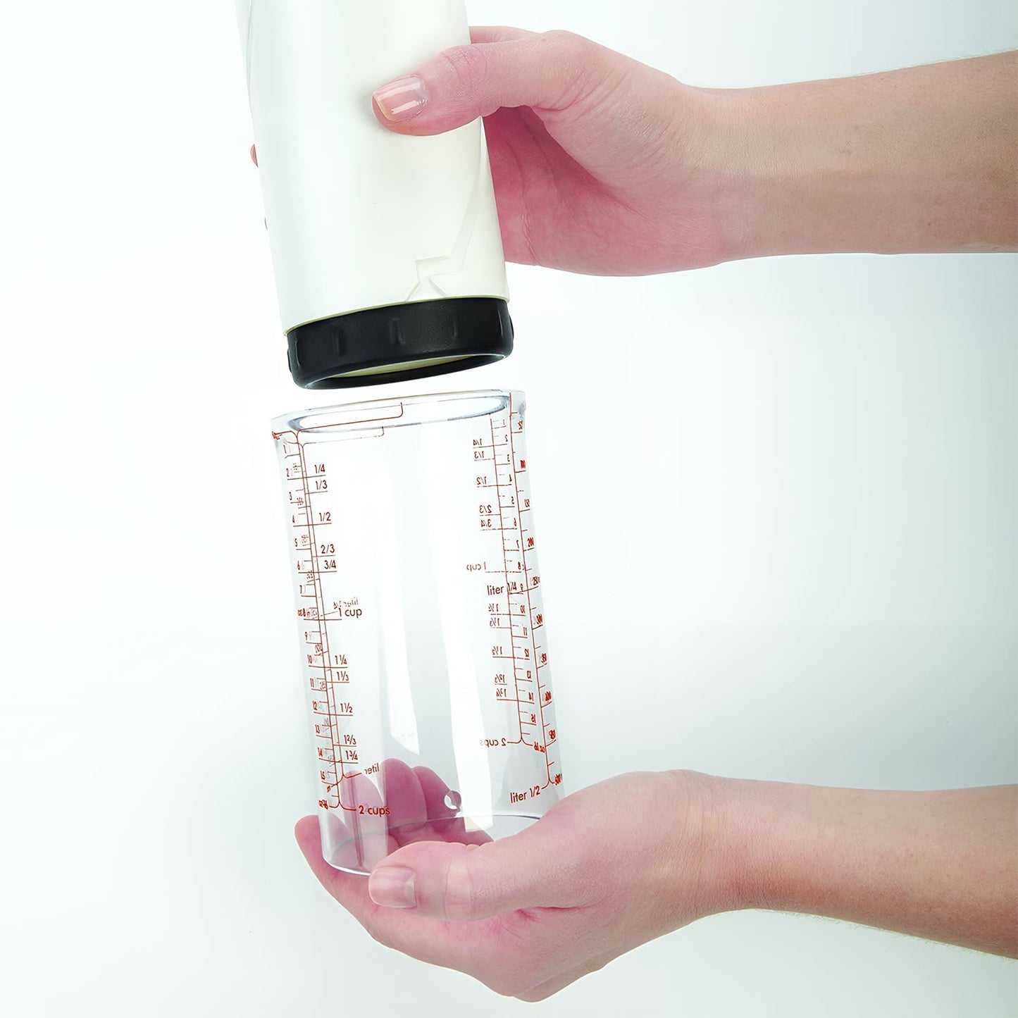 2 Cup Adjustable Measuring Cup